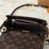69305e56f09edb6de4c5014f M46279 East West Métis Small Messenger Bag