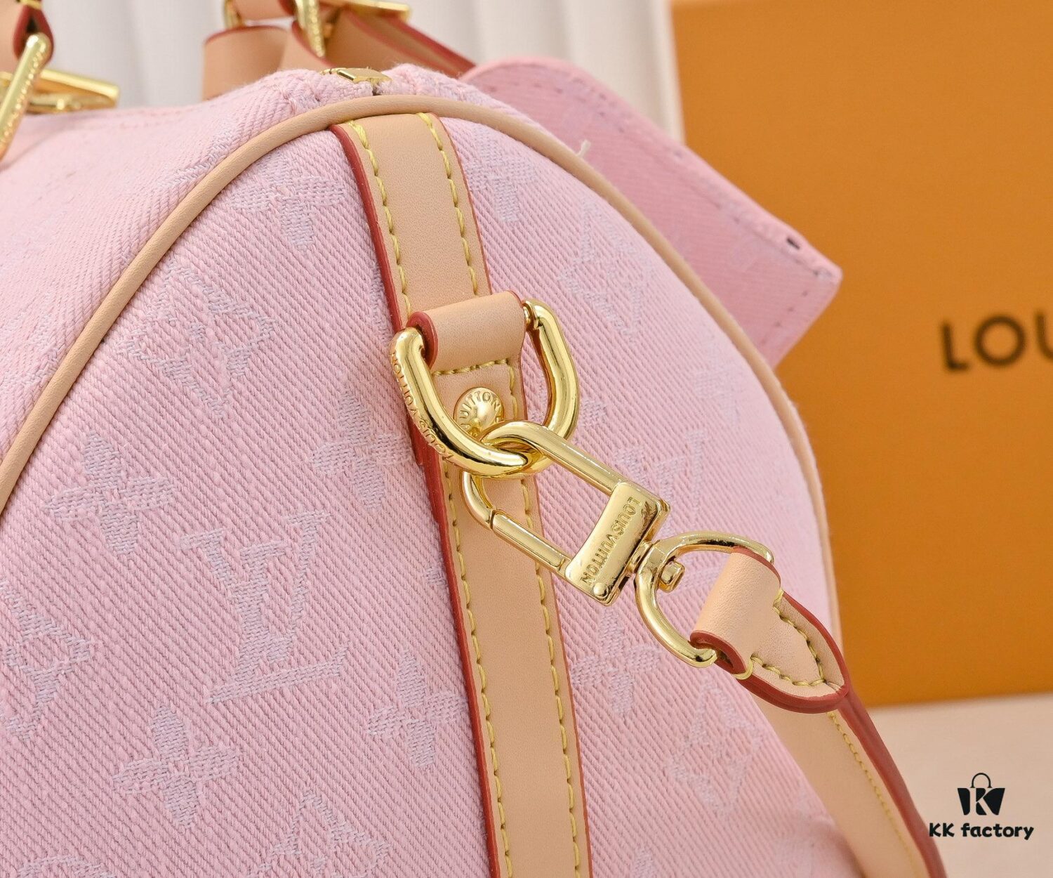 69305e5cf09edb6de4c5015e M13443 M40391 Denim Jeans Louis Vuitton x Takashi Murakami Cherry Monogram Bag