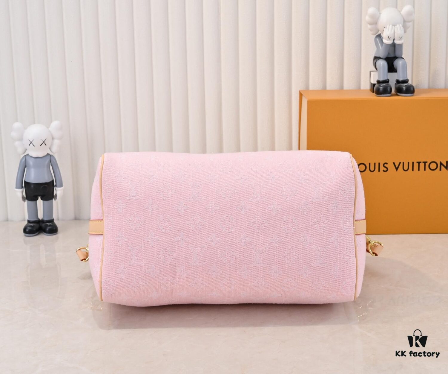 69305e5ef09edb6de4c50160 M13443 M40391 Denim Jeans Louis Vuitton x Takashi Murakami Cherry Monogram Bag