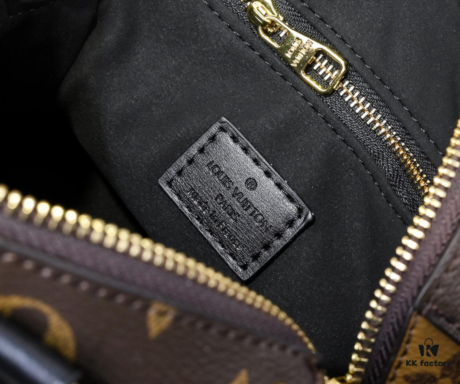 Upgraded Original M46881 LV Pillow This Season's Louis Vuitton Runway Piece