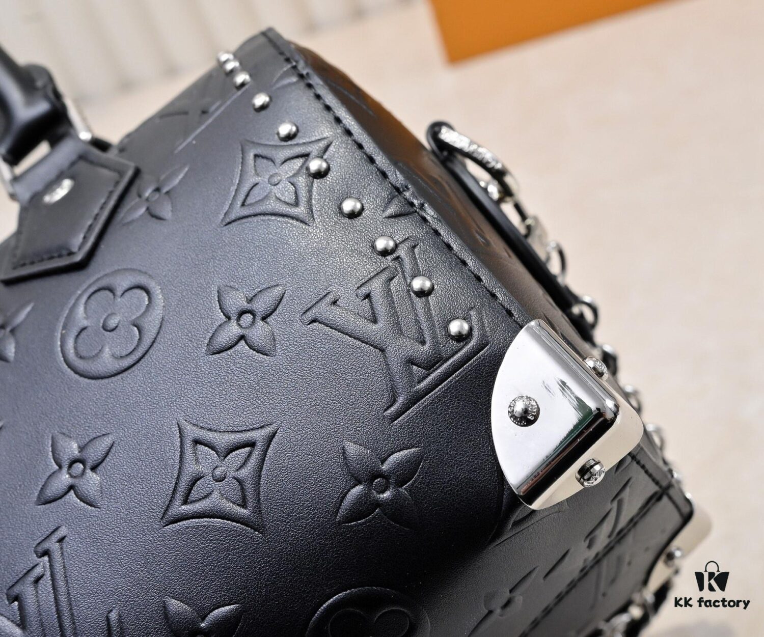 Upgraded Original M46881 LV Pillow This Season's Louis Vuitton Runway Piece