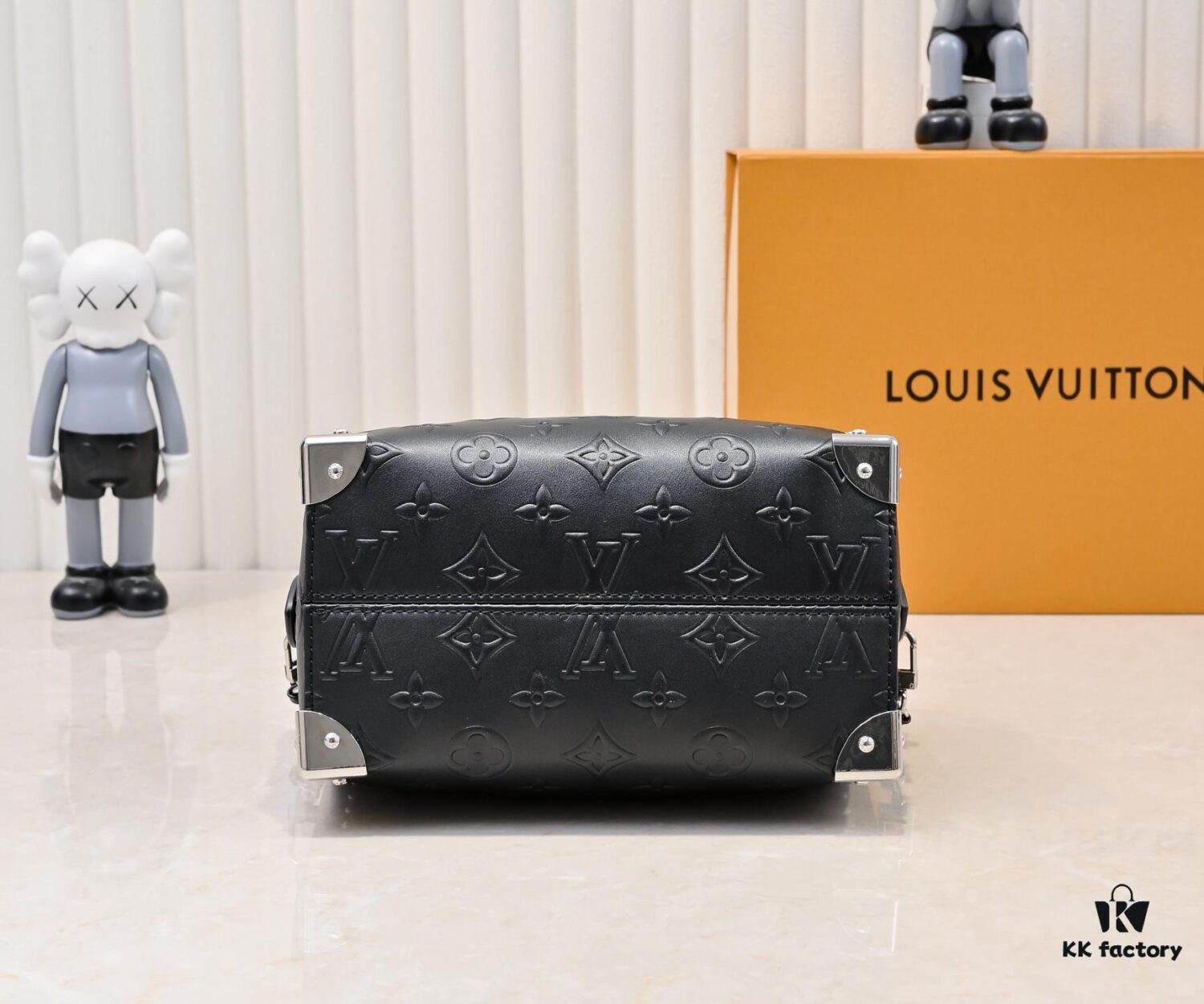 Upgraded Original M46881 LV Pillow This Season's Louis Vuitton Runway Piece