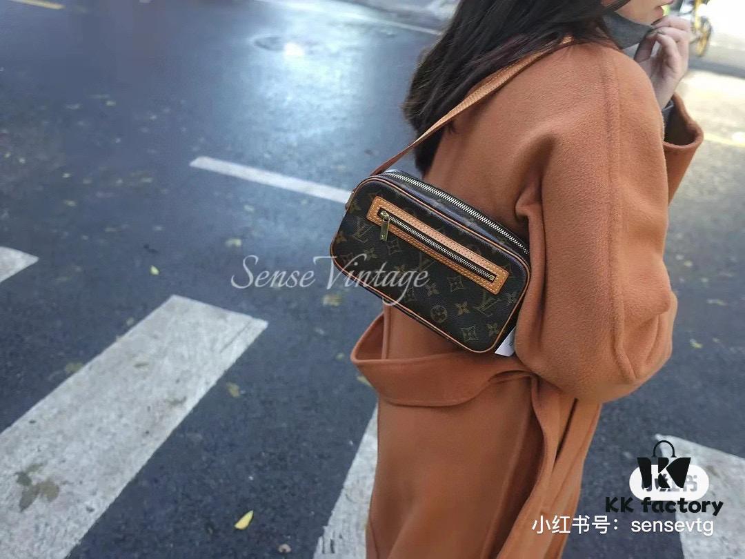 69305e92f09edb6de4c501ca M51183 Small Open Smile Box Bag LV Vintage Monogram Shoulder Bag