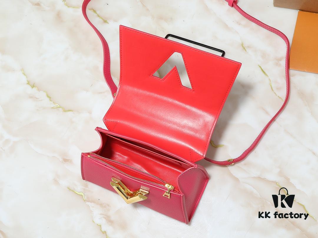 69305ee0f09edb6de4c5026b Upgraded Original M21590 M59090 Twist One Handle BB Handbag crafted from deeply dyed Taurillon leather, featuring a top single handle and the iconic LV Twist turn-lock flap closure. The contrast-color leather lining adds a fashionable touch, suitable for crossbody, shoulder, or handheld wear.