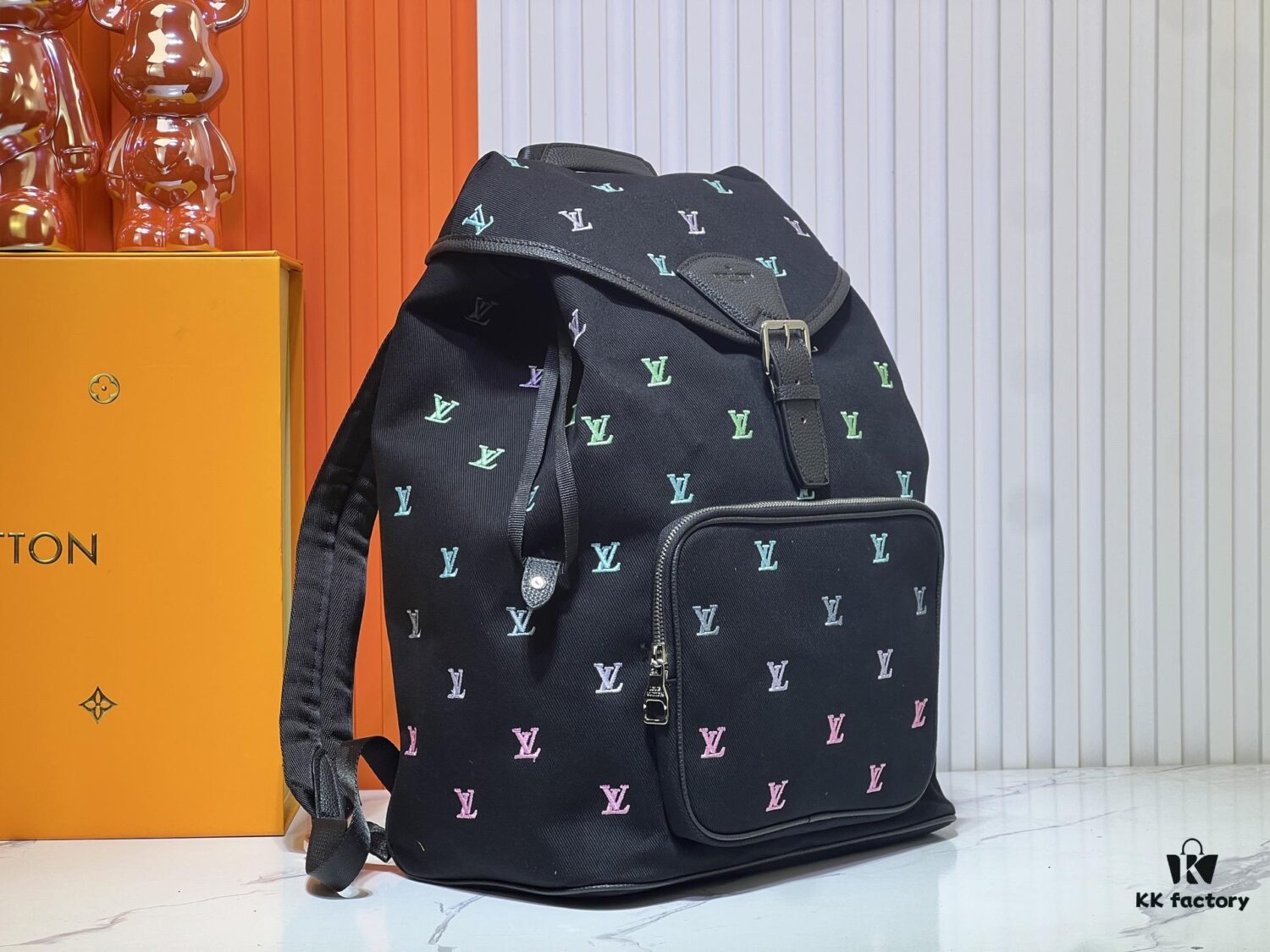 69305eedf09edb6de4c5028a Montsouris Backpack M14135 41379