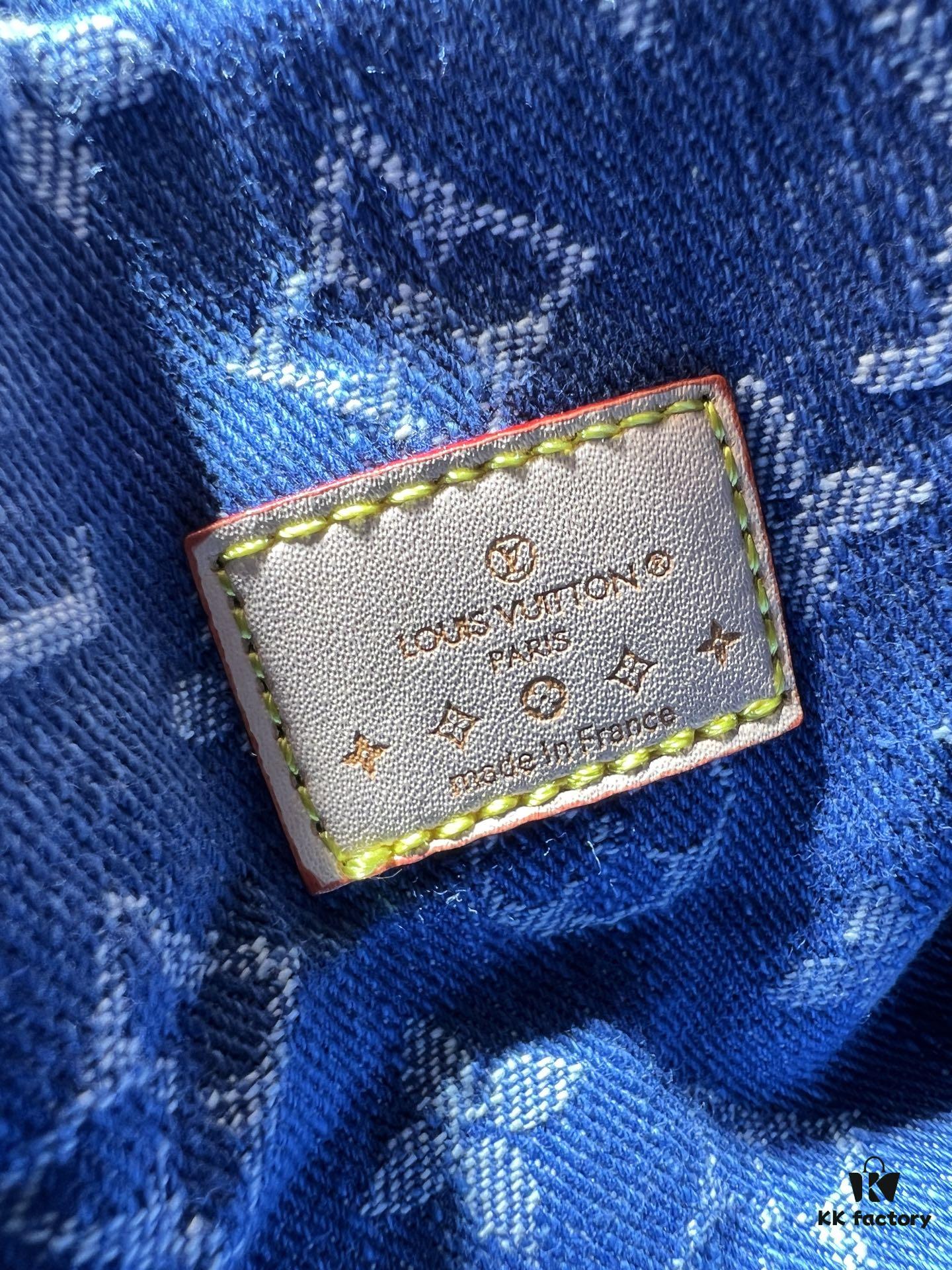 69305f12f09edb6de4c502c5 Grey Denim Blue Denim M13344 M40391 Denim Jeans Louis Vuitton Takashi Murakami Cherry Monogram Collection