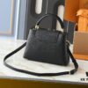 69305f78f09edb6de4c503bd Guangzhou Goods Upgraded Original M12935 M12936 M12937 M12938 Capucines BB Handbag