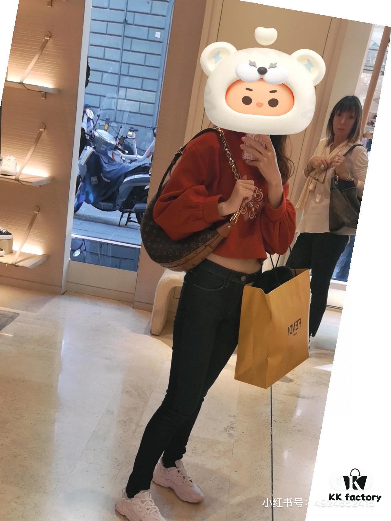 69305f91f09edb6de4c503ef Upgraded Version ⬇️ M46311 Large Moon Bag, Classic Monogram with Yellow Flowers, LV Marel Vintage Handbag