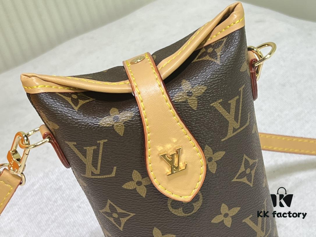 69306000f09edb6de4c504b2 Quality Upgrade 🔥 Exclusive Real Shot M80874 Vintage Mini Ice Cream Cone Bag 2022 Latest Fold Me Mini with Magnetic Clasp Design, Incorporating LV Hardware Elements, Compact and Exquisite Unisex Leather Bag