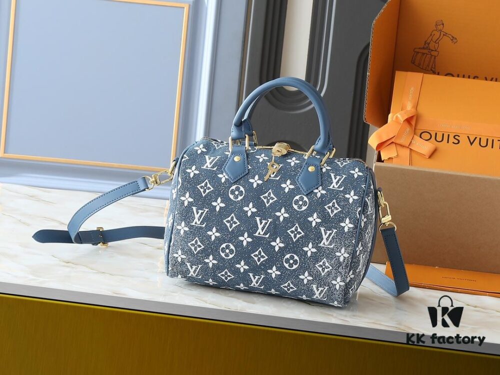 69306011f09edb6de4c504d2 Upgraded Original M46736 M59273 M58947 M21464 M59609 Speedy Bandoulière 25 Handbag, Strikingly Reintroduced in the 2021 Fall Wild at Heart Capsule Collection, Featuring Oversized LV Letter Embossing on Monogram Empreinte Leather, with a Detachable Shoulder Strap Offering Crossbody Wear