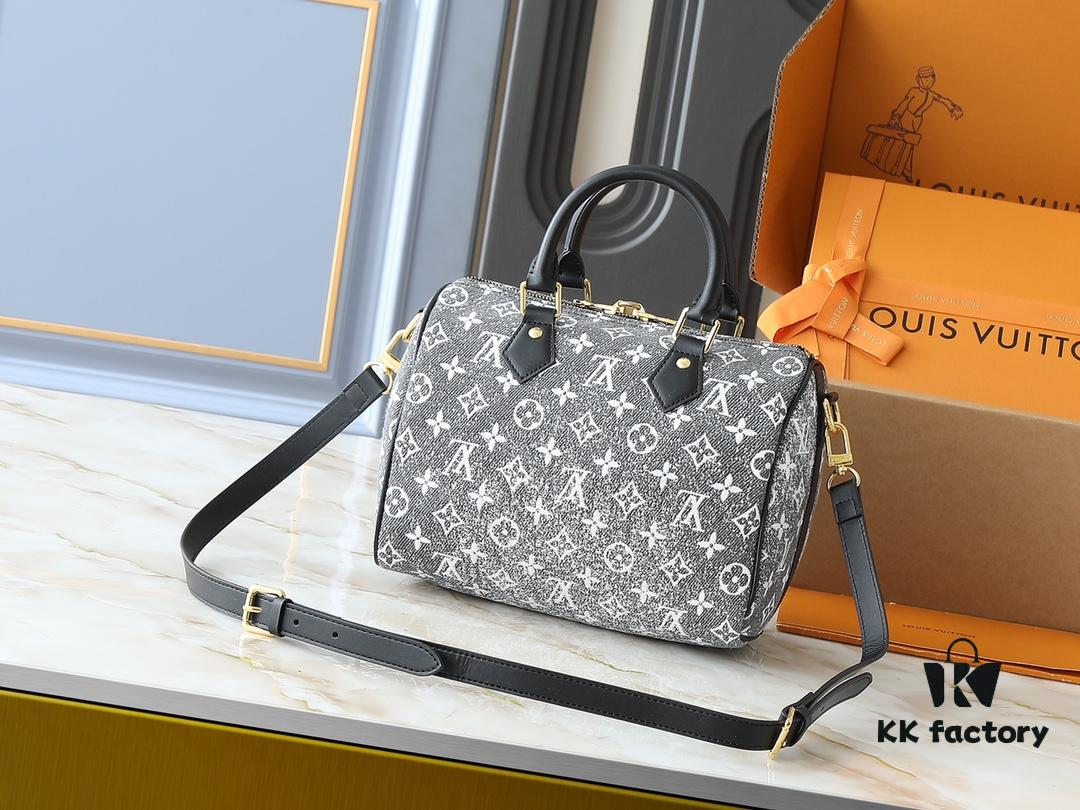 69306016f09edb6de4c504dc Upgraded Original M46736 M59273 M58947 M21464 M59609 Speedy Bandoulière 25 Handbag, Striking Reappearance in the 2021 Fall Wild at Heart Capsule Collection, Featuring Oversized LV Embossing on Monogram Empreinte Leather, with Detachable Shoulder Strap for Crossbody Wear