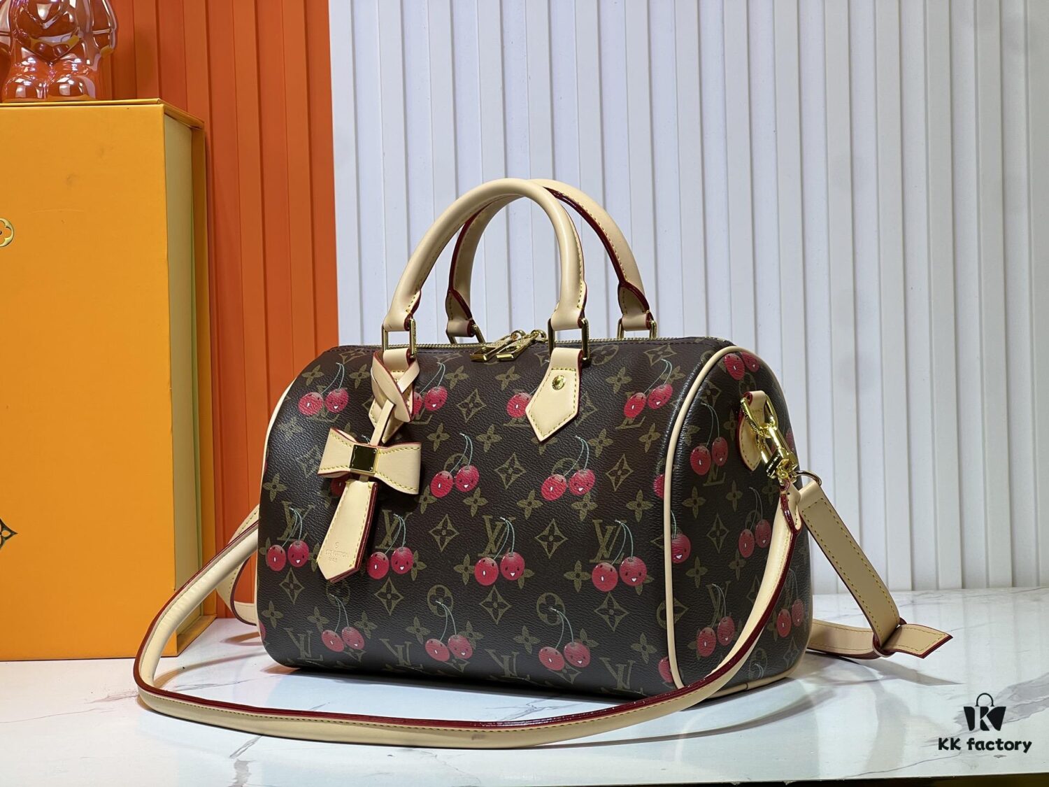 6930606af09edb6de4c50574 M17089 M40391 Louis Vuitton Cherry Series Handbag from 2005 Designed by Takashi Murakami