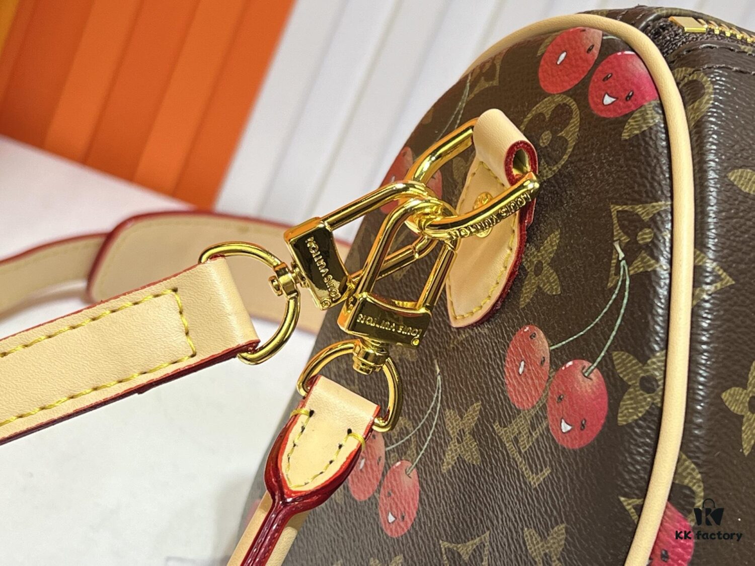 6930606cf09edb6de4c50577 M17089 M40391 Louis Vuitton Cherry Series Handbag from 2005 Designed by Takashi Murakami