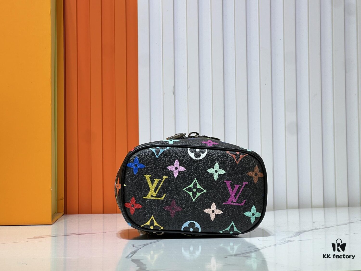 693060b4f09edb6de4c505f3 Upgraded Original M13747 M44495 M42265 M44936 M42263 LV Takashi Murakami Nice Mini Nano Cosmetic Pouch Featuring Monogram Print in 33 Vibrant Colors, 2025 LV x Takashi Murakami Collaboration White Tricolor and Black Tricolor Twelve-Section Series, Globally Popular Among Celebrities