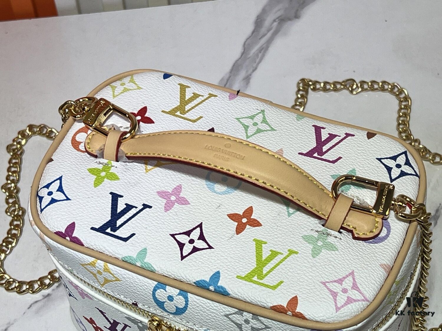 693060c6f09edb6de4c5060f Upgraded Original M13747 M44495 M42265 M44936 M42263 LV Takashi Murakami Nice Mini Nano Cosmetic Pouch Featuring Monogram Print in 33 Vibrant Colors, 2025 LV x Takashi Murakami Collaboration White Tricolor and Black Tricolor Twelve-Section Series, Globally Popular Among Celebrities