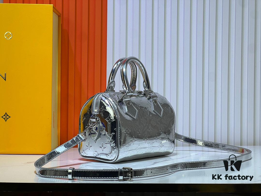 693060c7f09edb6de4c50613 M11987 M58953 Silver Speedy Bandoulière 20 Handbag from LV Ski Collection