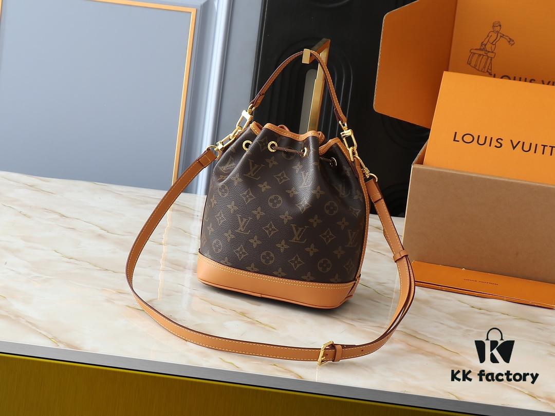 69306116f09edb6de4c506bd Noe Cargo Mini Bag in Shiny Calfskin Leather M14199 M14017