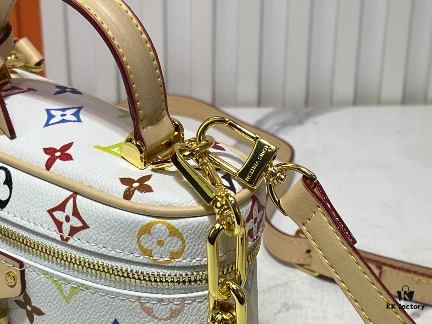 69306166f09edb6de4c5076c Murakami Takashi White Tricolor Upgrade Original Version M47125 M42264 Vanity Chain Pouch