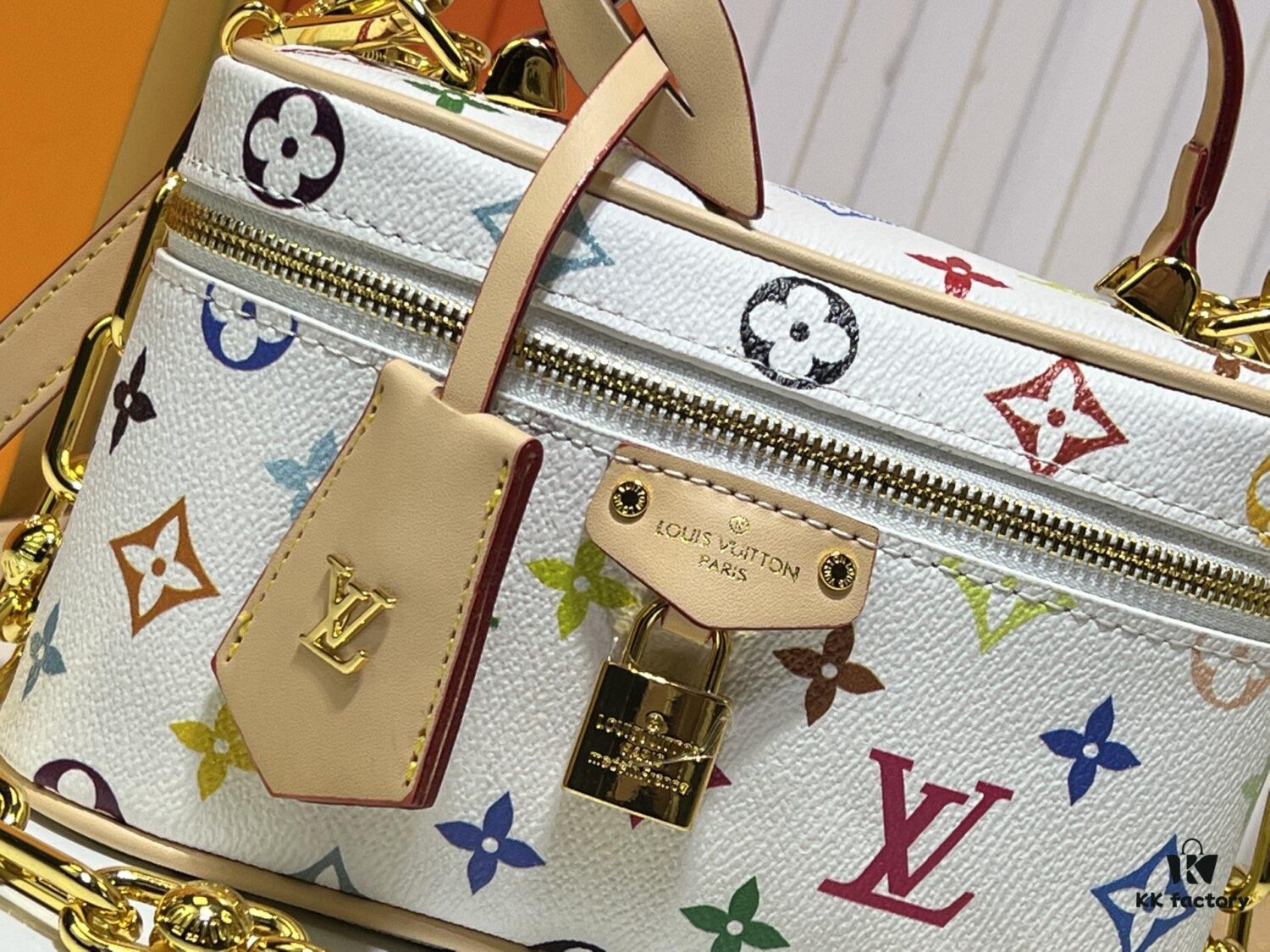 69306166f09edb6de4c5076d Murakami Takashi White Tricolor Upgrade Original Version M47125 M42264 Vanity Chain Pouch
