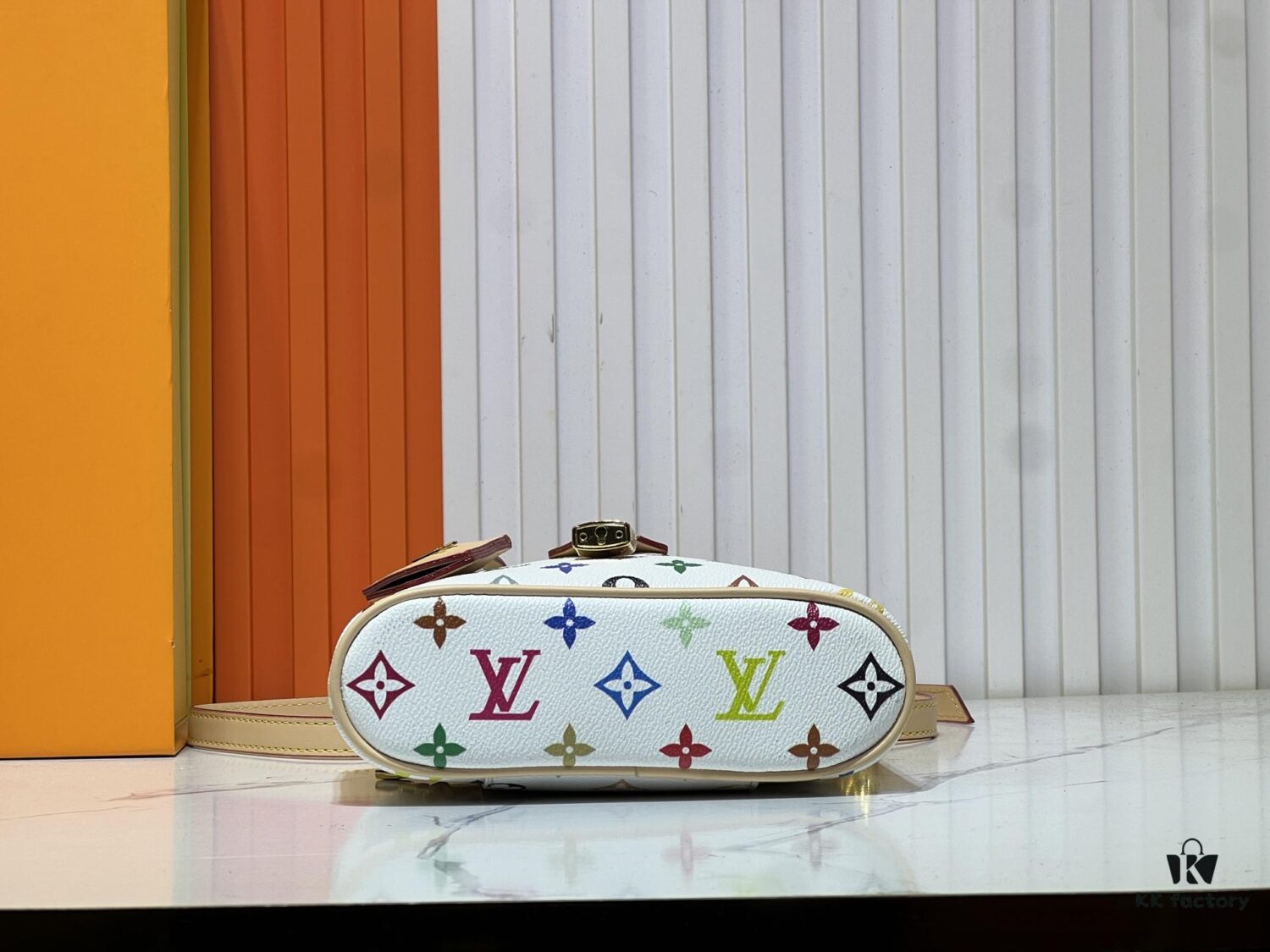 69306167f09edb6de4c5076f Murakami Takashi White Tricolor Upgrade Original Version M47125 M42264 Vanity Chain Pouch