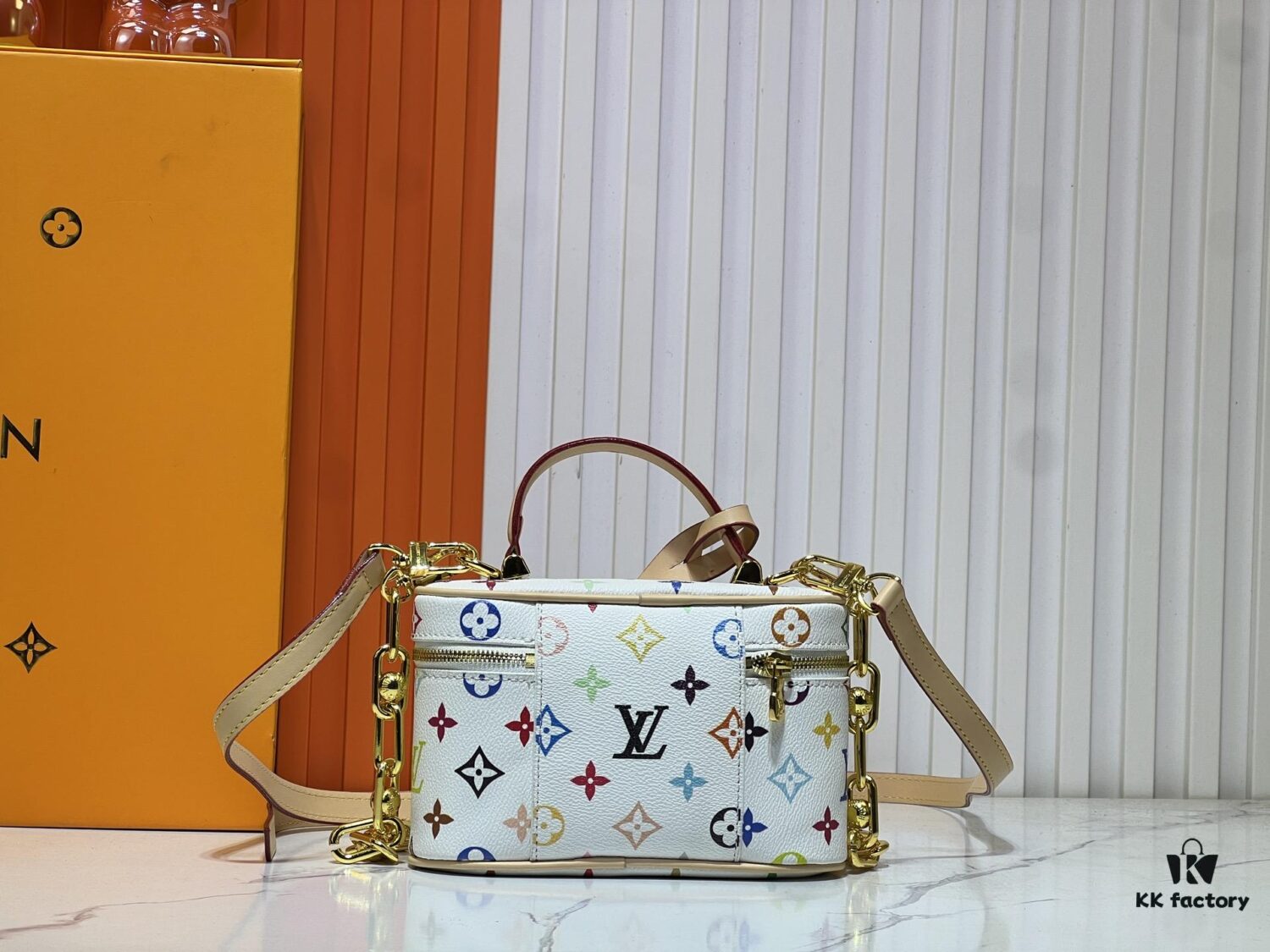 69306168f09edb6de4c50772 Murakami Takashi White Tricolor Upgrade Original Version M47125 M42264 Vanity Chain Pouch
