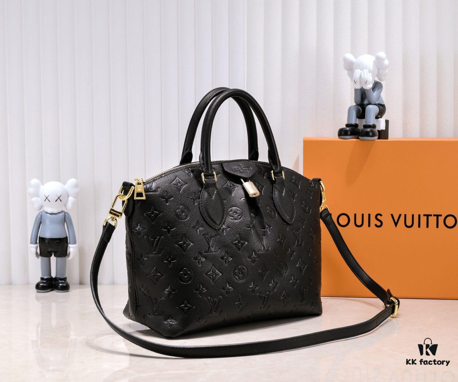 69306170f09edb6de4c5077e Top Quality Original Embossed Vintage Monogram Double-Sided Reversible Yellow Leather M45986 Small, M45987 Large Boétie Small Zip Tote Bag