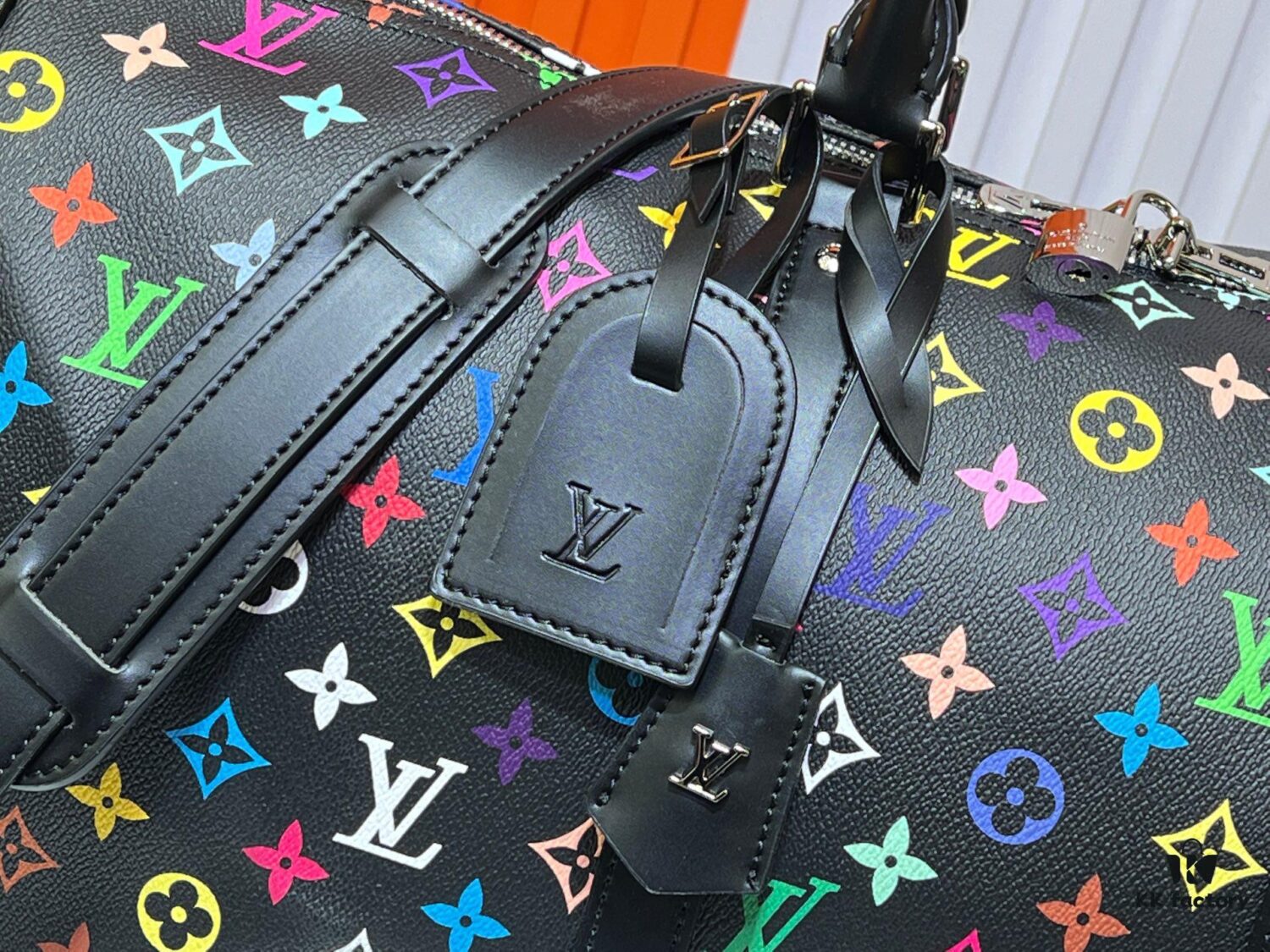 6930617ff09edb6de4c50797 New Arrival M13745 41416 Black Colorful White Colorful 33 Color Series LV2025 Spring Summer x Murakami Collaboration