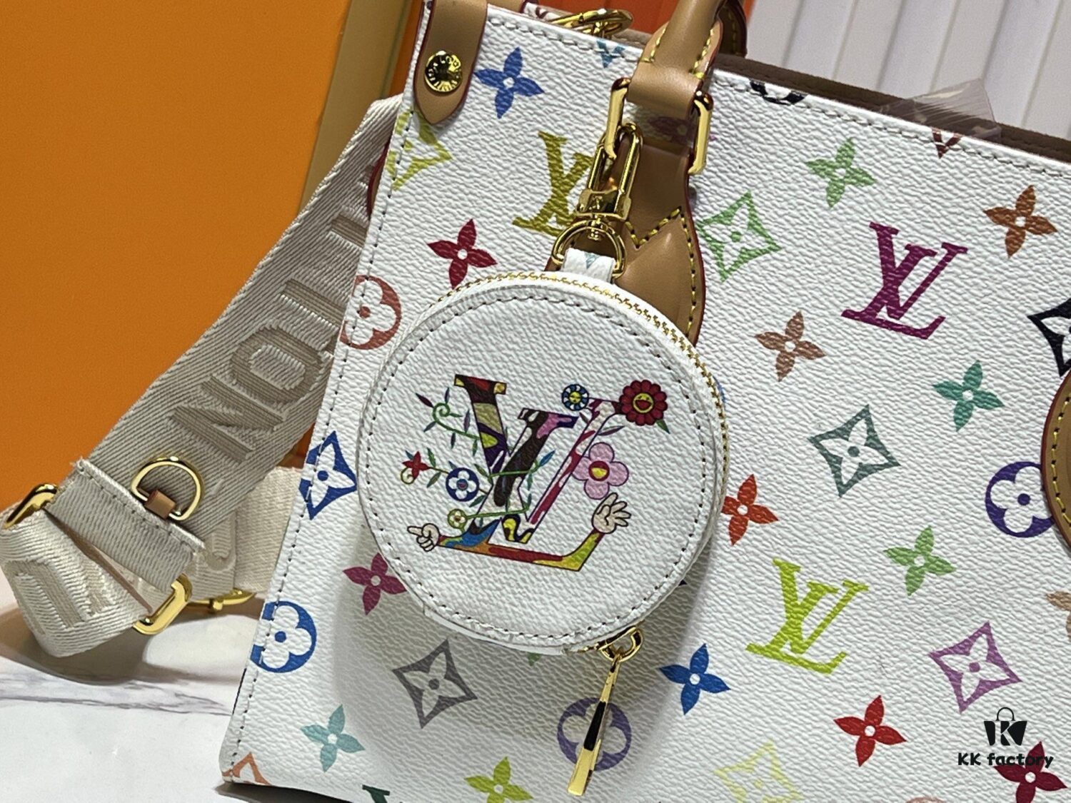 69306190f09edb6de4c507bd M45659 M46373🔥Lv & Murakami🐼 White Tri-color OnTheGo PM New Version