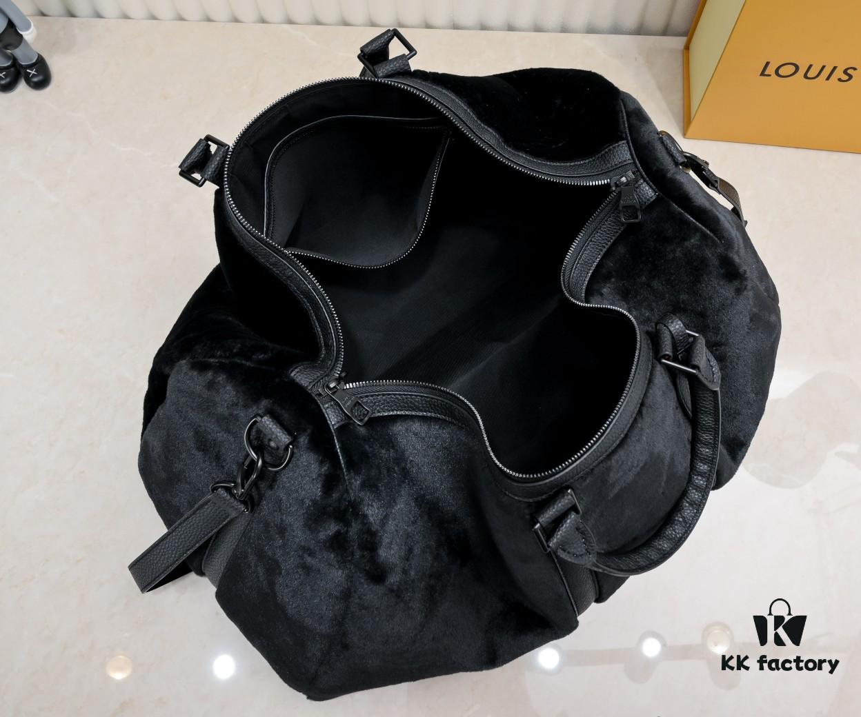 69306193f09edb6de4c507c1 Exclusive Real Shot - Upgraded Version‼️ M23108 Puffy Shearling Keepall Bandoulière 50