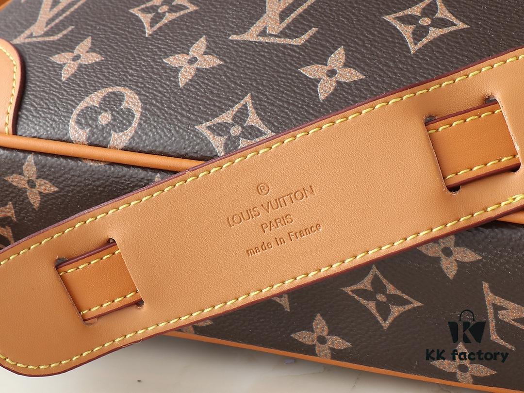 693061abf09edb6de4c507fb Upgraded Original M14196 Monogram Unisex 2025 Early Spring Soft Leather Series Horn Hobo Bag