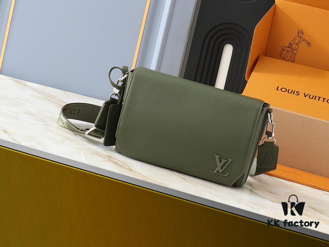 693061c3f09edb6de4c50831 Upgraded Original Takeoff Small Aer Messenger Bag in Black and Military Green