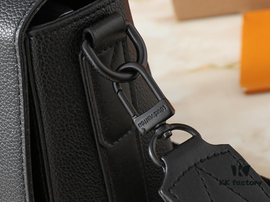 693061c4f09edb6de4c50834 Upgraded Original Takeoff Small Aer Messenger Bag in Black and Military Green