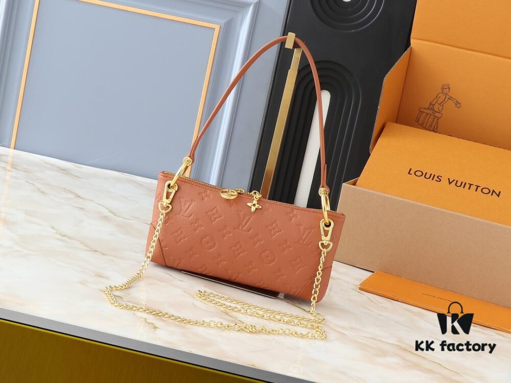 693061cef09edb6de4c5084f Upgraded Original 🔥Chain Strap🔥 M12174 This Pochette Sèvres Belongs to the LV Ski Collection, Ready to Shine in a 'Sparkling' Gun-Metallic Tone