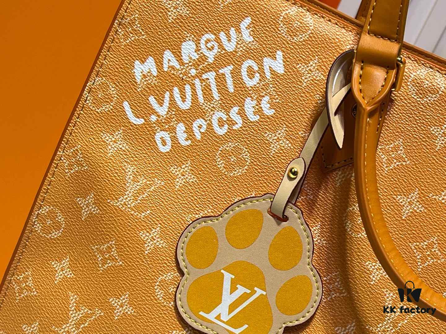 M12683 This Sac Plat 24H Handbag is crafted from vibrant Monogram Heritage canvas, reinterpreting the original Damier canvas's Marque L Vuitton Déposée signature. Embossed LV-letter detailing adorns the trim in a dog paw motif, while dual top handles offer versatile carrying options as hand-held or shoulder carry. Dimensions: 41x33x14cm
