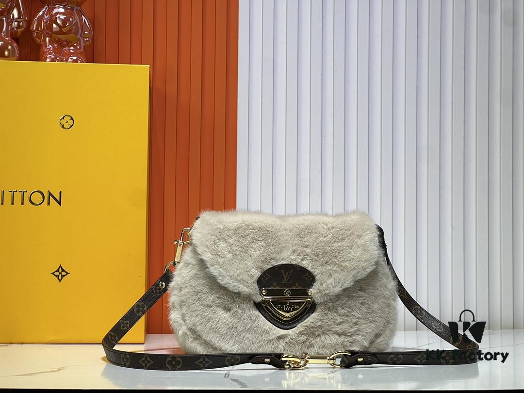 69306239f09edb6de4c5094d Upgraded Original M12097 M12192 M46829 Sunset Bag Crafted in Soft Shearling