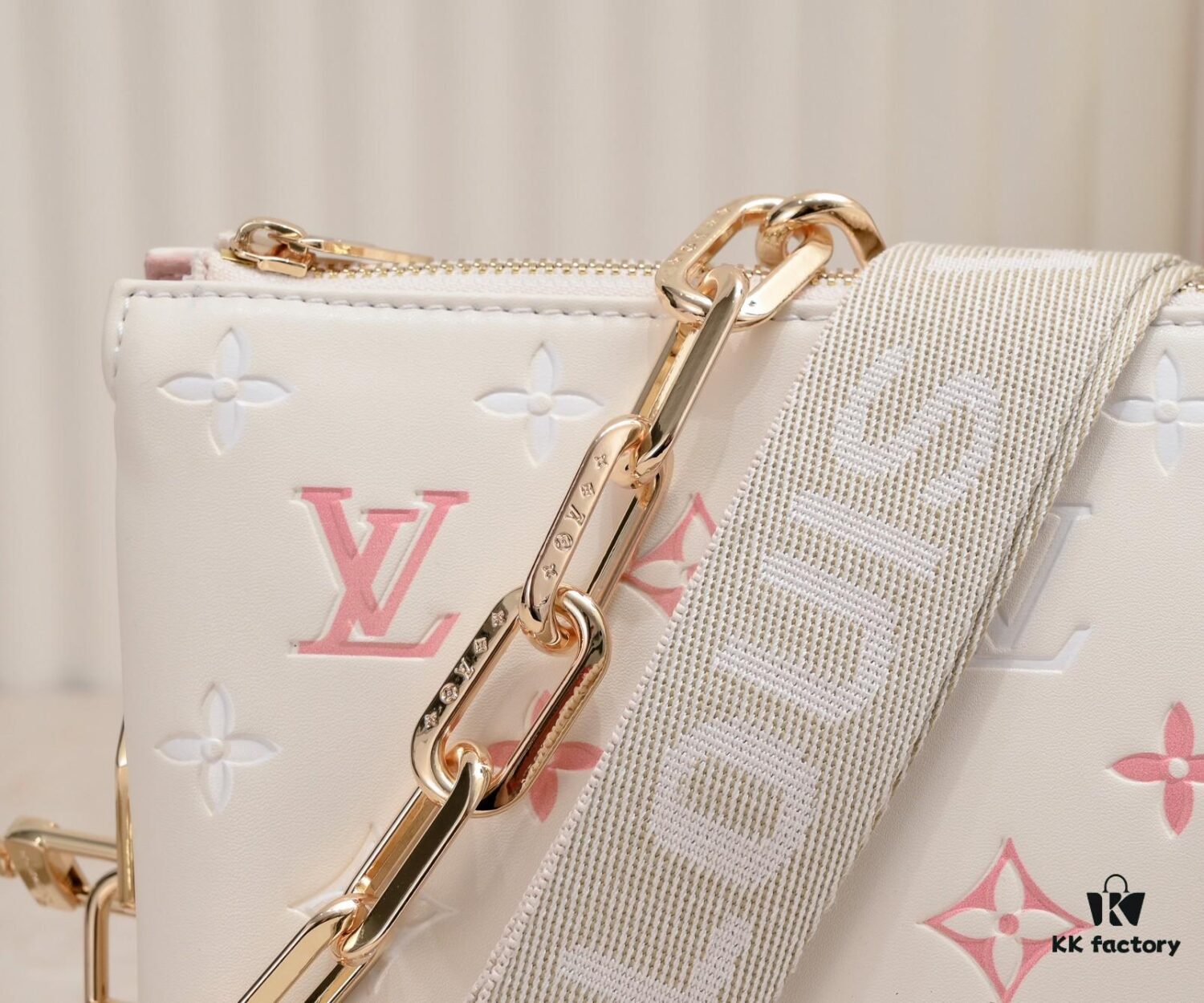 69306252f09edb6de4c5097c Exclusive Real Shot - Upgraded Version ‼️ M21353 Printed 57790 Small Coussin Handbag in Monogram Embossed Lambskin