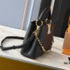 69306276f09edb6de4c509d3 Upgraded Original M23949 M23950 M24471 M23951 Capucines BB Handbag with Elegant Lovelock Chain