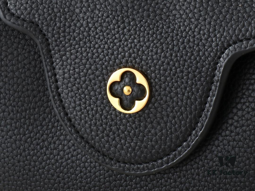 69306279f09edb6de4c509dc Upgraded Original M23949 M23950 M24471 M23951 Capucines BB Handbag with Elegant Lovelock Chain