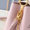69306288f09edb6de4c509ff Upgraded Original M23949 M23950 M24471 M23951 Capucines Medium Handbag
