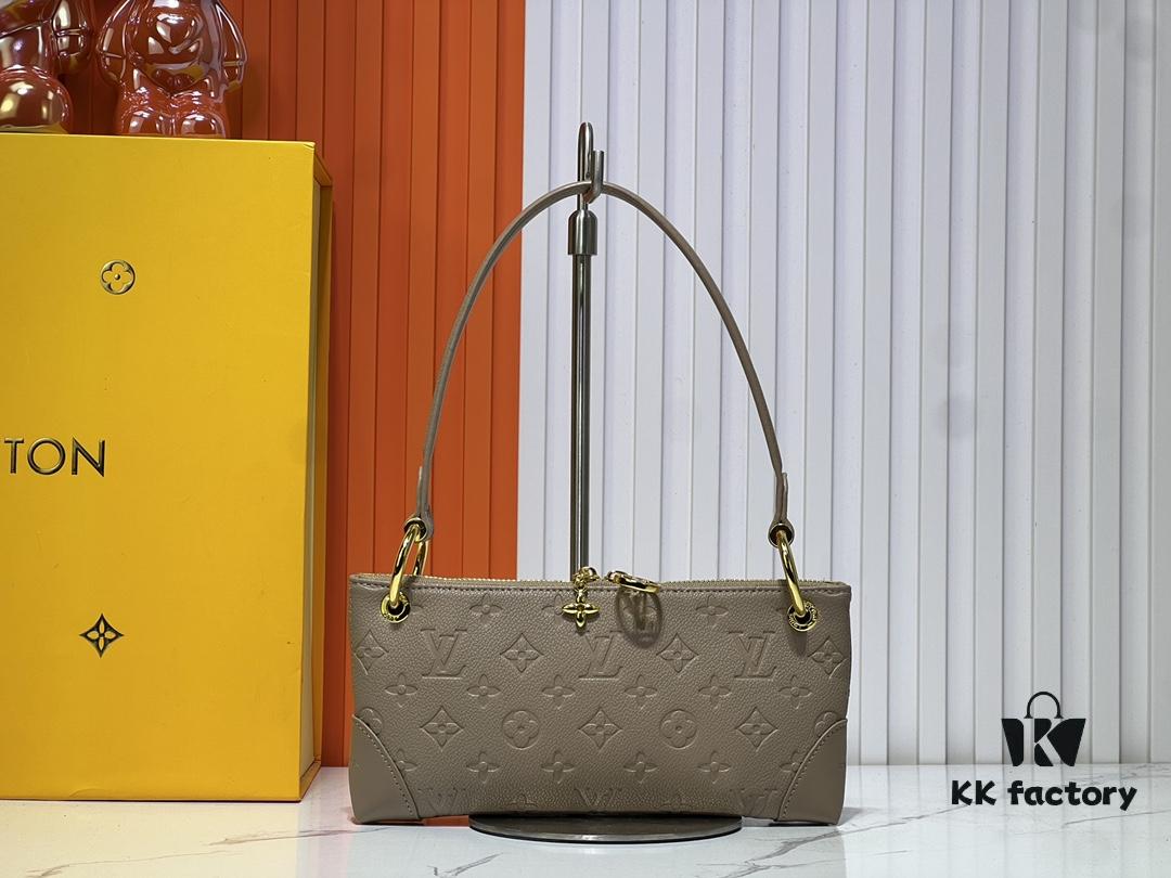 6930629ef09edb6de4c50a38 Upgraded Original M12174 This Pochette Sèvres Belongs to the LV Ski Collection, Ready to Shine in a 'Sparkling' Gunmetal Tone