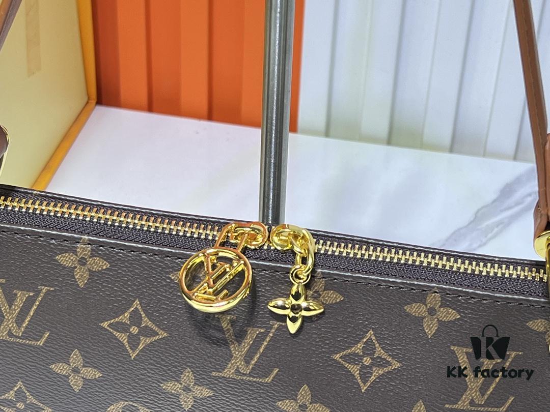 693062b6f09edb6de4c50a73 Upgraded Original M12174 This Pochette Sèvres Belongs to the LV Ski Collection, Ready to Shine in a 'Sparkling' Gunmetal Tone
