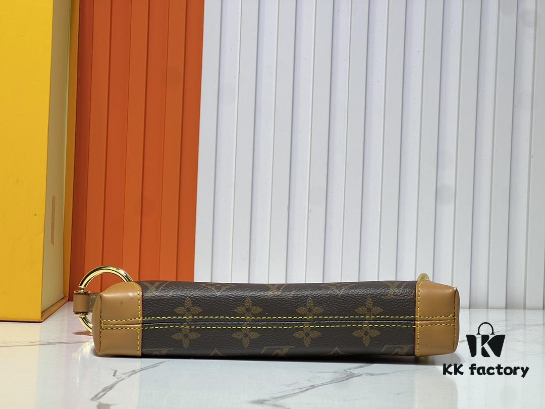 693062baf09edb6de4c50a7b Upgraded Original M12174 This Pochette Sèvres Belongs to the LV Ski Collection, Ready to Shine in a 'Sparkling' Gunmetal Tone