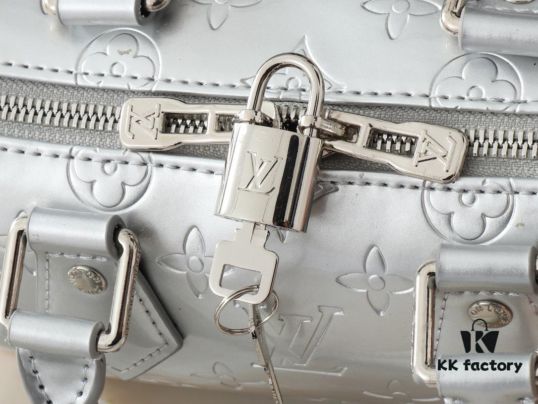 693062d0f09edb6de4c50aad Upgraded Original M11987 M46234 Speedy Bandoulière 20 Handbag from LV Ski Collection