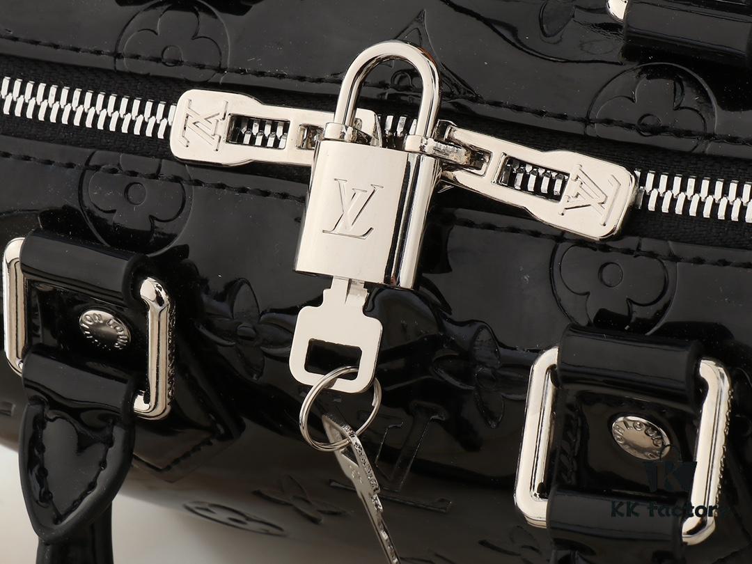 693062d5f09edb6de4c50ab6 Upgraded Original M11987 M46234 Speedy Bandoulière 20 Handbag from LV Ski Collection