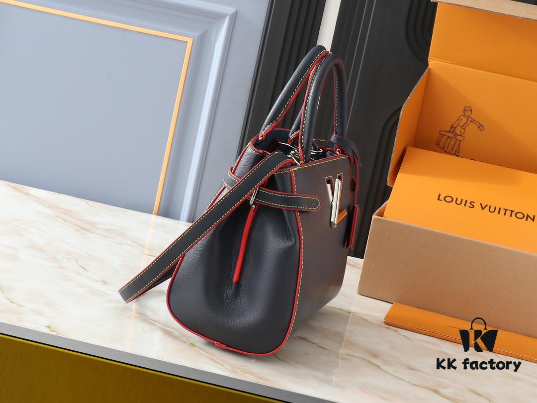 693062d7f09edb6de4c50aba Upgraded Original Version M54811 M54810 This Twist Tote Bag Features Modern Silhouettes and Luxurious Design Elements Including the Classic LV Twist Lock and Crossbody Strap, Destined to Become a New Centerpiece of Attention