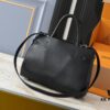 693062ddf09edb6de4c50ac6 Upgraded Original Version M54811 M54810 This Twist Tote Bag Features Modern Silhouettes and Luxurious Design Elements Such as the Classic LV Twist Lock and Crossbody Strap, Destined to Become a New Center of Attention