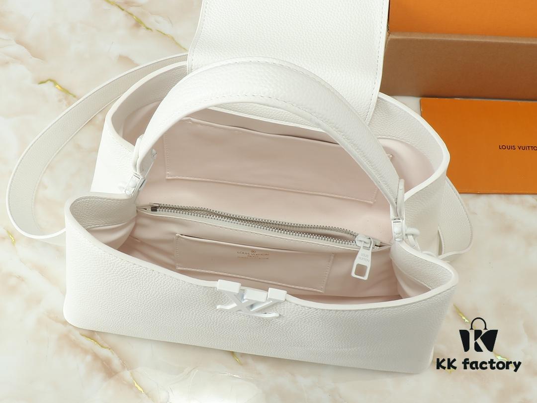 693062faf09edb6de4c50aff Upgraded Original M24880 M24879 M24620 M24607 Black Out Capucines Souple Large Handbag