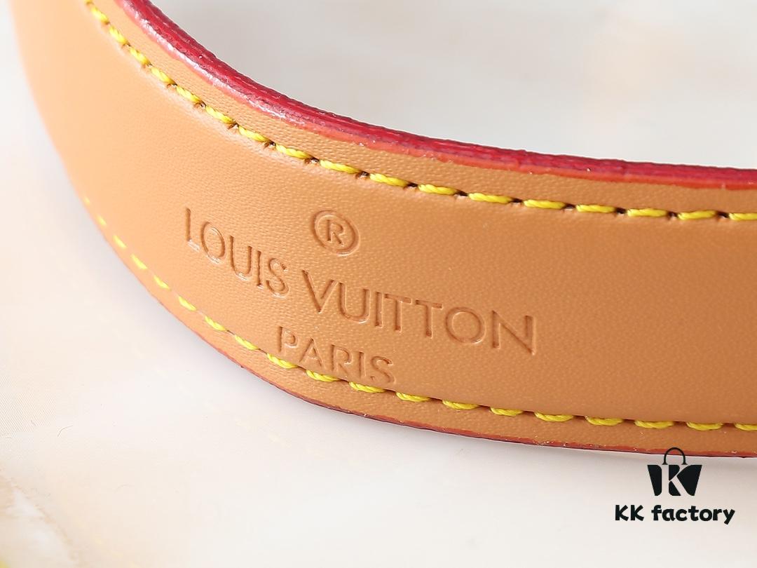 69306325f09edb6de4c50b6a Upgraded Original M12174 This Pochette Sèvres Belongs to the LV Ski Collection, Ready to Shine in a 'Sparkling' Gunmetal Tone