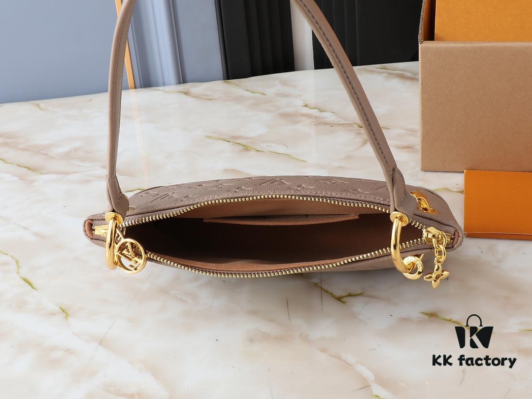 69306331f09edb6de4c50b88 Upgraded Original M12174 This Pochette Sèvres Belongs to the LV Ski Collection, Ready to Shine in a 'Sparkling' Gunmetal Tone