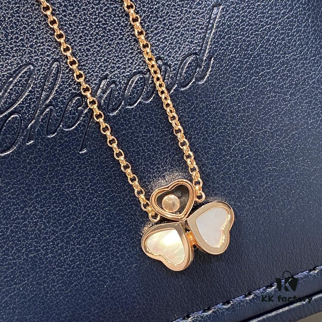 693063d16e68136f4d9a43c7 Chopard Happy Hearts Wings Series Pendant Necklace with Movable Diamond and Mother-of-Pearl Hearts